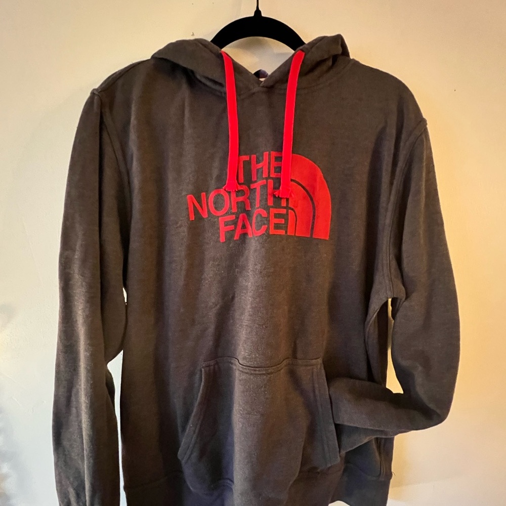 Men’s North Face Hoodie